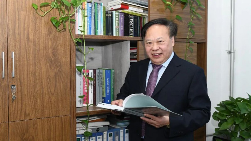中國農(nóng)業(yè)大學(xué)動(dòng)物科學(xué)技術(shù)學(xué)院譙仕彥教授